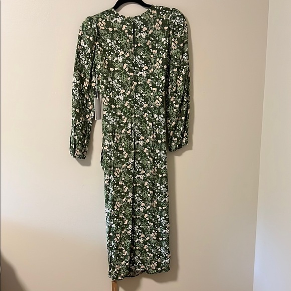 Reformation Reza Dress Green with floral Wrap Dress with Bishop Sleeves - Picture 8 of 8